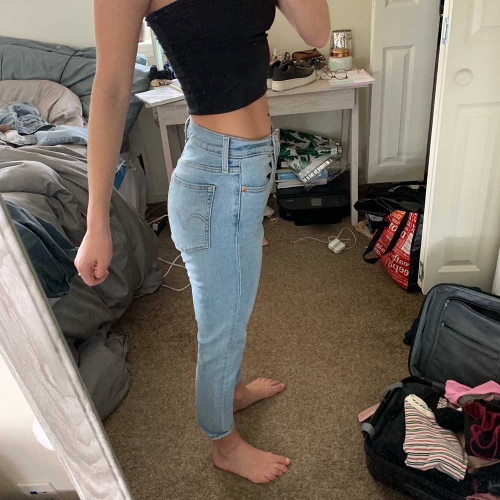 Levi's Wedgie Jeans in Color “Bahaus Blues”